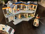 Playmobile Groot Ziekenhuis + Ambulance & Helikopter, Ophalen, Zo goed als nieuw, Complete set