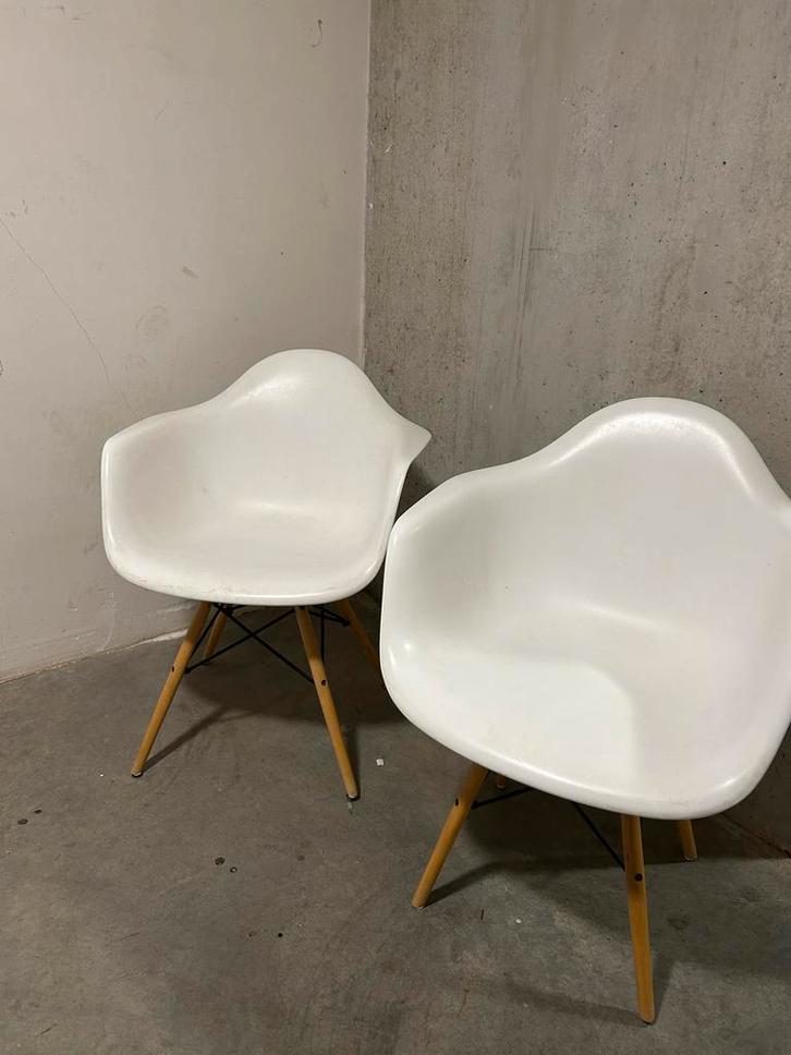 Witte Eames Stijl Stoelen - Set van 2, Huis en Inrichting, Stoelen, Zo goed als nieuw, Twee, Kunststof, Wit, Ophalen