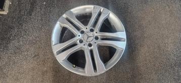 Mercedes gla 18 inch velg  beschikbaar voor biedingen