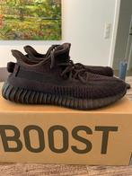 Yeezy boost 350 v2 black, Ophalen, Zo goed als nieuw, Zwart