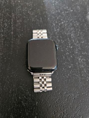 Apple Watch SE 44mm - Perfecte Smartwatch! beschikbaar voor biedingen