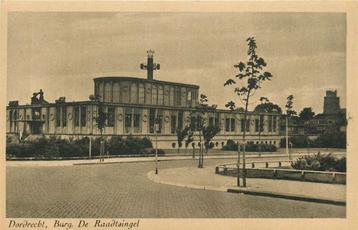 (379-186-041) Dordrecht Burg De Raadtsingel beschikbaar voor biedingen