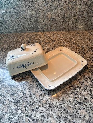 Villeroy & Boch Vieux Luxembourg botervloot met blauw decor beschikbaar voor biedingen