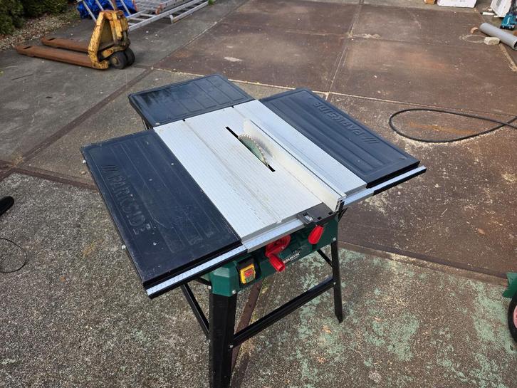 Tafelcirkelzaag met onderstel - Parkside, Doe-het-zelf en Verbouw, Gereedschap | Zaagmachines, Gebruikt, Cirkelzaag, 1200 watt of meer
