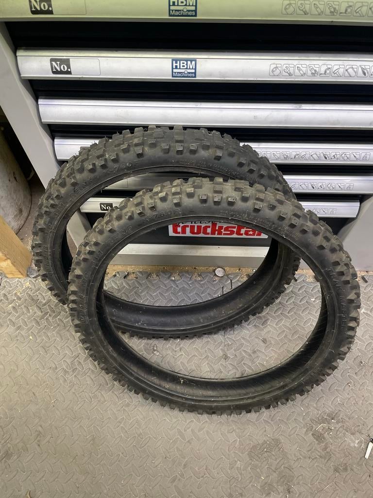 Tomos Crossbanden 16 inch - Zo goed als nieuw, Ophalen of Verzenden, Zo goed als nieuw, Algemeen, Band