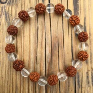 Rudraksha/bergkristal armband handgemaakt in ashram India beschikbaar voor biedingen
