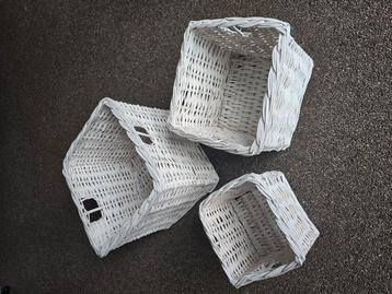 Setje rotan mandjes IKEA agen beschikbaar voor biedingen