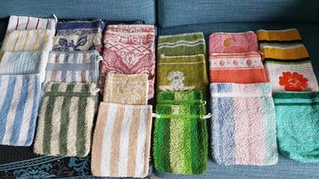 21 Vintage washandjes beschikbaar voor biedingen
