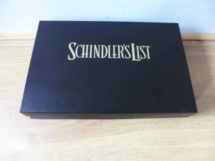 Dvd : Schindlers list.DVD, Boek en Video.In cadeauverpakking, Cd's en Dvd's, Dvd's | Drama, Zo goed als nieuw, Drama, Boxset, Vanaf 12 jaar