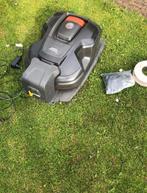 Husqvarna 310 Automower robotmaaier met toebehoren (1000 m2), -, -, Ophalen of Verzenden, Husqvarna