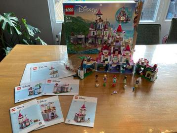 Lego Disney Princess Kasteel 43205 beschikbaar voor biedingen