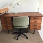 Bureau met bureaustoel, Huis en Inrichting, Bureaus, Ophalen, Gebruikt