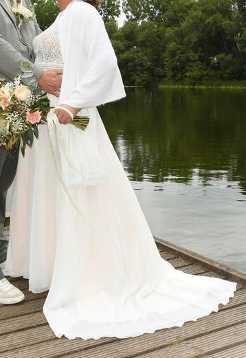 Tres Chic Brinkman Bruidsjurk maat 46 beschikbaar voor biedingen