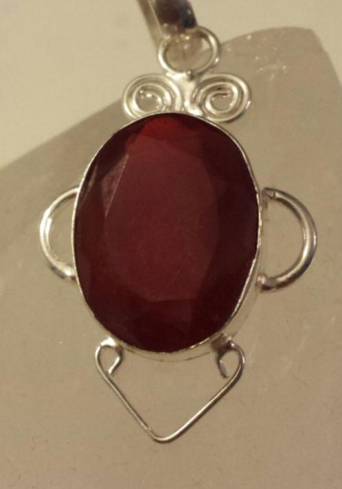 h. prestigieuze edelsteenhanger RODE GRANAAT  + gratis, Sieraden, Tassen en Uiterlijk, Kettinghangers, Nieuw, Steen of Mineraal
