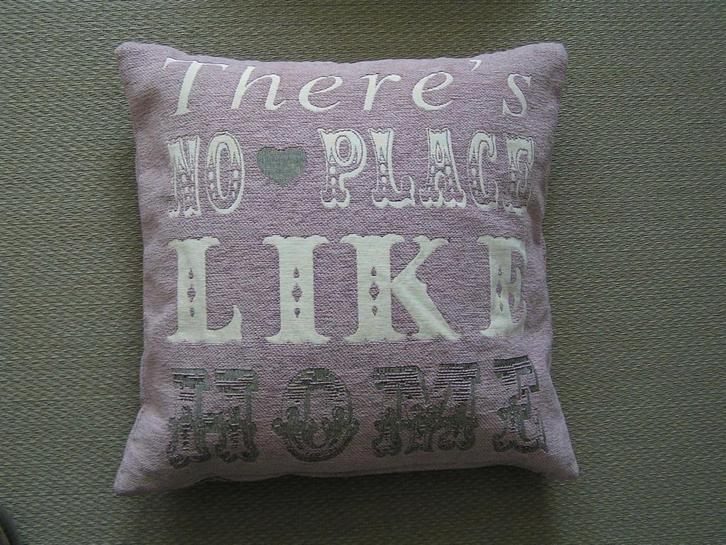 Diverse roze kussens., Huis en Inrichting, Woonaccessoires | Kussens, Nieuw, Roze, Vierkant, Ophalen of Verzenden