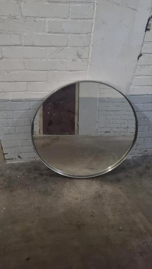 Ronde Spiegel met Zilveren Rand, Huis en Inrichting, Woonaccessoires | Spiegels, Gebruikt, 50 tot 75 cm, Minder dan 100 cm, Rond