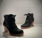 Ugg Ug schoenen warm gevoerd hoge hakken dikke zool zwart 39, Zwart, Ugg Ug, Ophalen of Verzenden, Zo goed als nieuw
