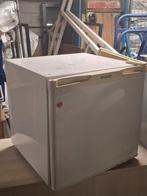 mini koelkast, Ophalen, Minder dan 85 cm, Minder dan 75 liter, Zonder vriesvak