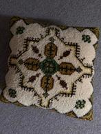 Mooi sierkussen met uniek patroon. Smyrna, Ophalen of Verzenden, Zo goed als nieuw, Bruin, Vierkant