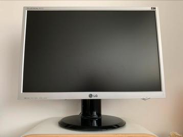 LG Flatron 22inch monitor