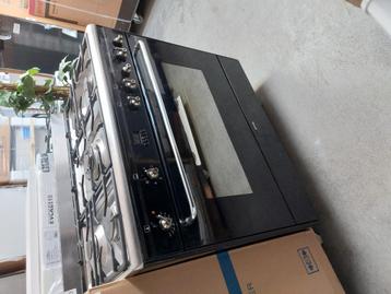 Smeg  90 cm gasfornuis  beschikbaar voor biedingen