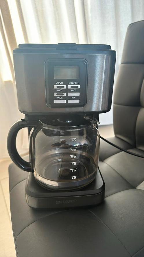 Sharp koffiezetapparaat, Witgoed en Apparatuur, Koffiezetapparaten, Zo goed als nieuw, Koffiemachine, 10 kopjes of meer, Ophalen of Verzenden