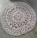 Vloerkleed gehaakt licht roze mooi voor babykamer, Ophalen of Verzenden, Gebruikt, Rond