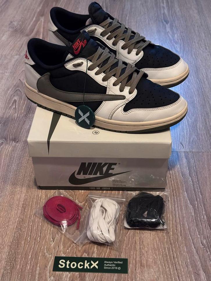 Air Jordan 1 Low Travis Scott Olive - Cactus Jack, Kleding | Heren, Schoenen, Zo goed als nieuw, Sneakers of Gympen, Zwart, Ophalen of Verzenden