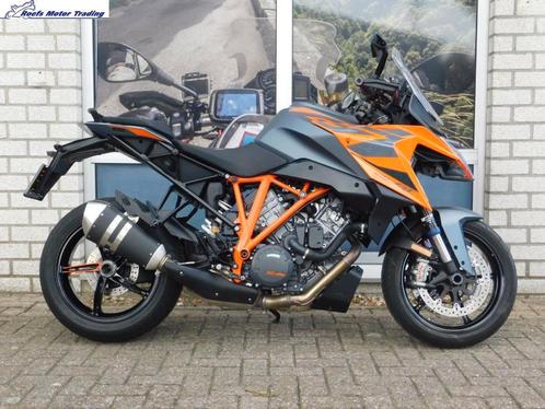 KTM 1290 SUPER DUKE GT (bj 2022), Motoren, Motoren | KTM, Bedrijf, Toermotor, meer dan 35 kW, 2 cilinders