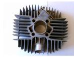 GEVRAAGD: Mahle cilinder, 50cc, smalle tap., Fietsen en Brommers, Ophalen of Verzenden, Cilinder