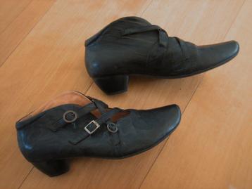 Nieuw! Zeer mooie zwart leren schoenen THINK! 42 snazzeys beschikbaar voor biedingen
