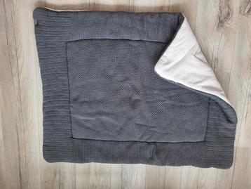 Boxkleed prenatal grijs  beschikbaar voor biedingen