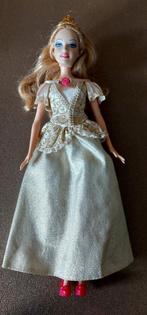 BARBIE IN GOUDEN AVONDJURK*MATTEL 2005/2006, Kinderen en Baby's, Speelgoed | Poppen, Verzenden, Zo goed als nieuw, Barbie