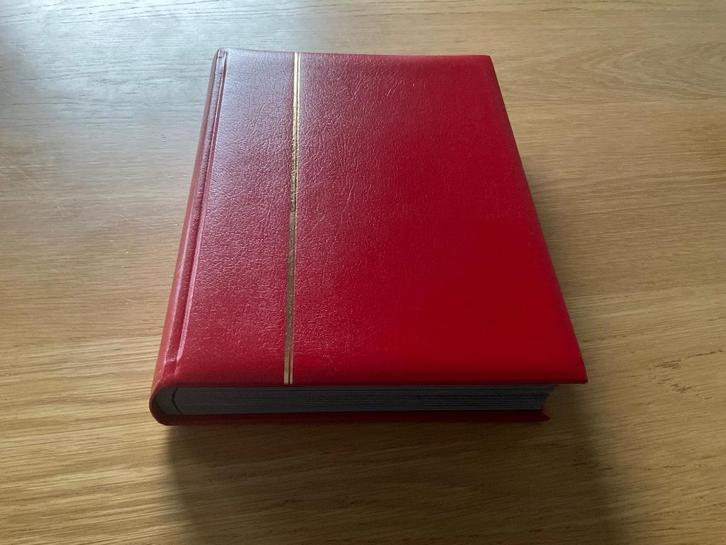 Postzegel album gevuld met Disney Postzegels, Postzegels en Munten, Postzegels | Volle albums en Verzamelingen, Nederland en Buitenland