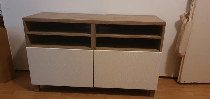 TV-kast IKEA Bestå met leuk hexagon-patroon, Huis en Inrichting, Kasten | Televisiemeubels, Gebruikt, Minder dan 100 cm, 100 tot 150 cm