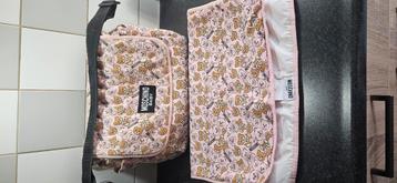 Moschino luiertas  beschikbaar voor biedingen