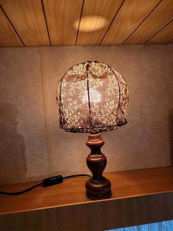 Vintage Tafellamp met Bloemmotief beschikbaar voor biedingen