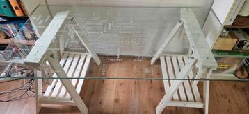 Ikea bureau 160x 80  beschikbaar voor biedingen
