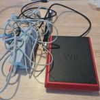 Rode Wii Special Edition - Zeldzaam!, Spelcomputers en Games, Spelcomputers | Nintendo Wii, Ophalen of Verzenden, Gebruikt, Zonder controller