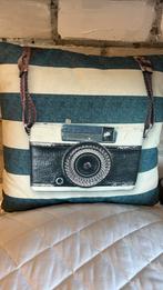 Leuk kussen met camera erop nieuw, Huis en Inrichting, Woonaccessoires | Kussens, Ophalen of Verzenden, Nieuw