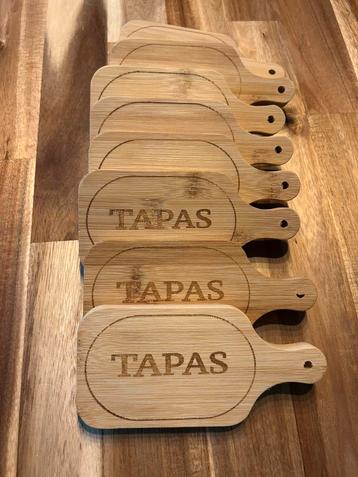 8 Mini tapas plankjes 15x7cm beschikbaar voor biedingen