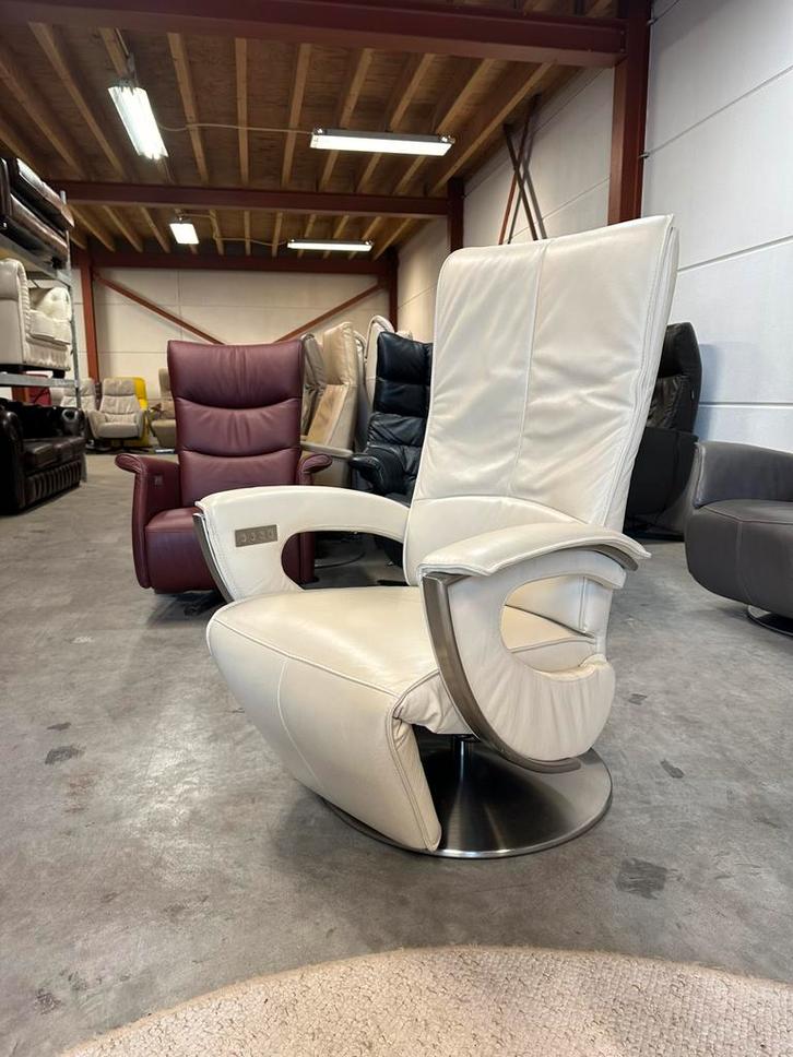 Relaxfauteuil , wit leren design relax fauteuil stoel ZGAN, Huis en Inrichting, Fauteuils, Zo goed als nieuw, Leer, 75 tot 100 cm