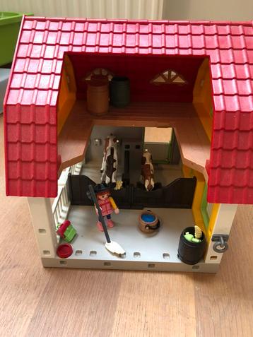 Playmobil paardenstal beschikbaar voor biedingen