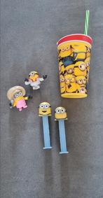 Minions set beker, pez houder en poppetjes, Ophalen of Verzenden, Zo goed als nieuw