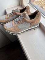 Sneaker,weekend ,pedro mir alles mt 38, Kleding | Heren, Bruin, Ophalen of Verzenden, Pedro miralles, Sneakers of Gympen