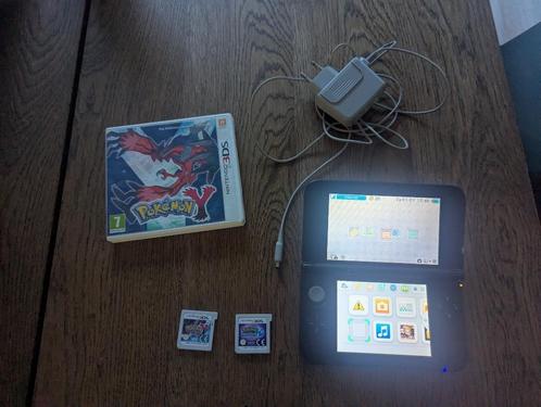 Rode Nintendo 3DS XL met Pokemon games, Spelcomputers en Games, Games | Nintendo 2DS en 3DS, Gebruikt, Avontuur en Actie, 1 speler