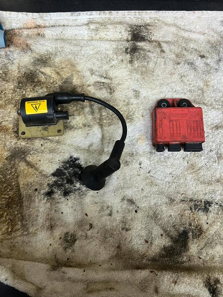 Bobine + cdi piaggio 125 AC, Motoren, Tuning en Styling, Ophalen