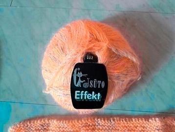 Mooi haak/breigaren beschikbaar voor biedingen