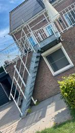 Trap gegalvaniseerd staal, Doe-het-zelf en Verbouw, Ladders en Trappen, Ophalen, Zo goed als nieuw, Trap, 2 tot 4 meter
