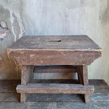 Oud brocante houten opstapje vensterbankje krukje *Etage3* beschikbaar voor biedingen